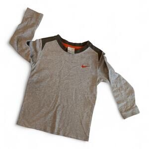 Nike Y2K Vintage Boys 4T Long Sleeve Gray Tag